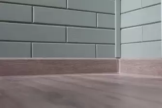 Комбинированная обшивка балкона Москва